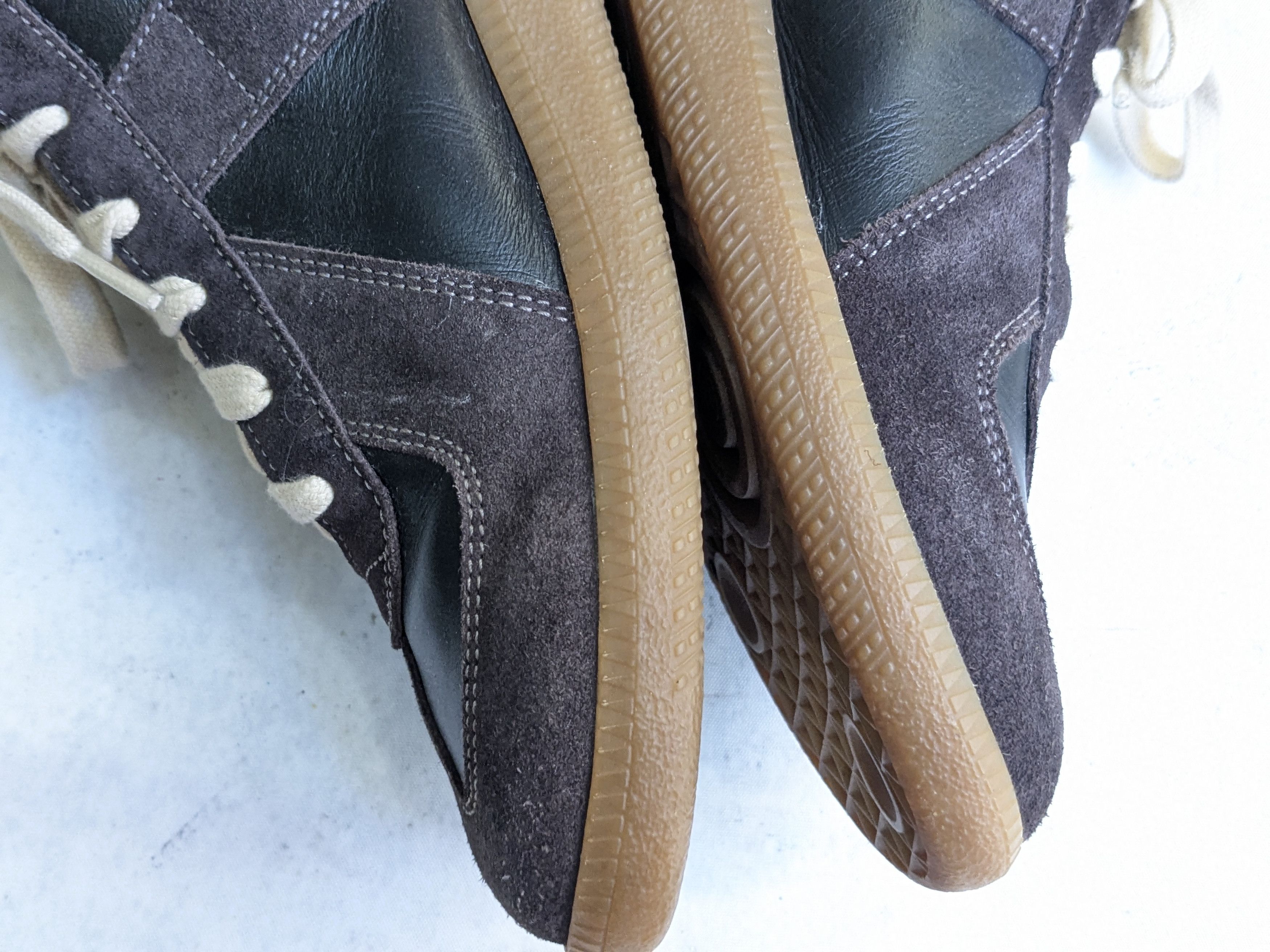 Maison Margiela Maison Margiela Replica GAT Black 9 42 Gum Low Tops Size US 9 / EU 42 - 13 Thumbnail