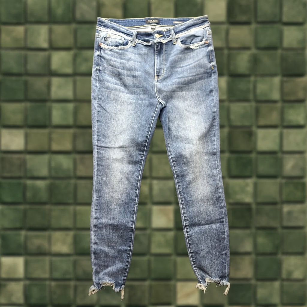 Vintage Judy Blue Jeans Womens 16W Skinny High Rise Medium Wash Distressed 32x27 Denim 5-Pocket Jeans B Blue Jeans Adjustable Waist? Size 38" / US 16 / IT 52 - 1 Thumbnail