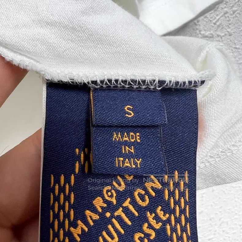 Louis Vuitton Louis Vuitton 25 New Earth Letter Flocked Short Sleeves Size US S / EU 44-46 / 1 - 5 Thumbnail