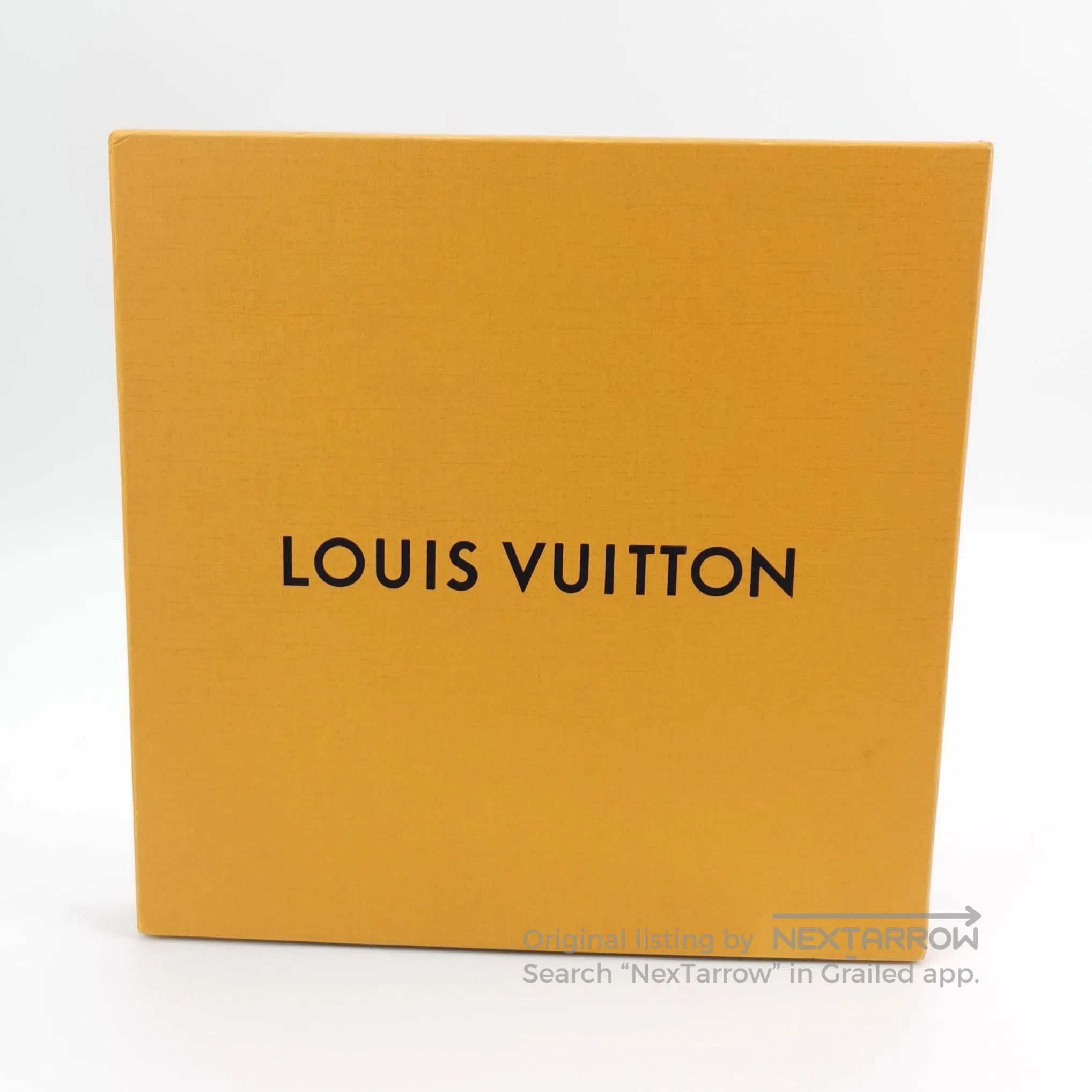Louis Vuitton Louis Vuitton L Size Crewneck Logo T. Size US L / EU 52-54 / 3 - 1 Thumbnail