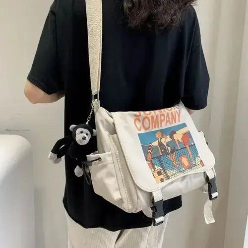 Japanese Brand Fashion y2k cartoon graphic shoulder messenger bag vintage Size ONE SIZE - 1 Thumbnail