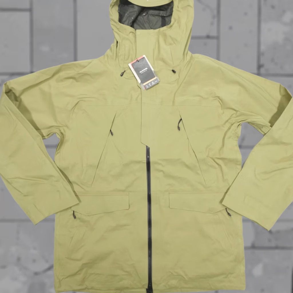 Dakine DAKINE Jacket Men's Size S Earth Green 3L Recco 20k Stretch Waterproof Windproof Hooded Zip Pockets Ski Shell Outdoor Casual Size US S / EU 44-46 / 1 - 1 Thumbnail