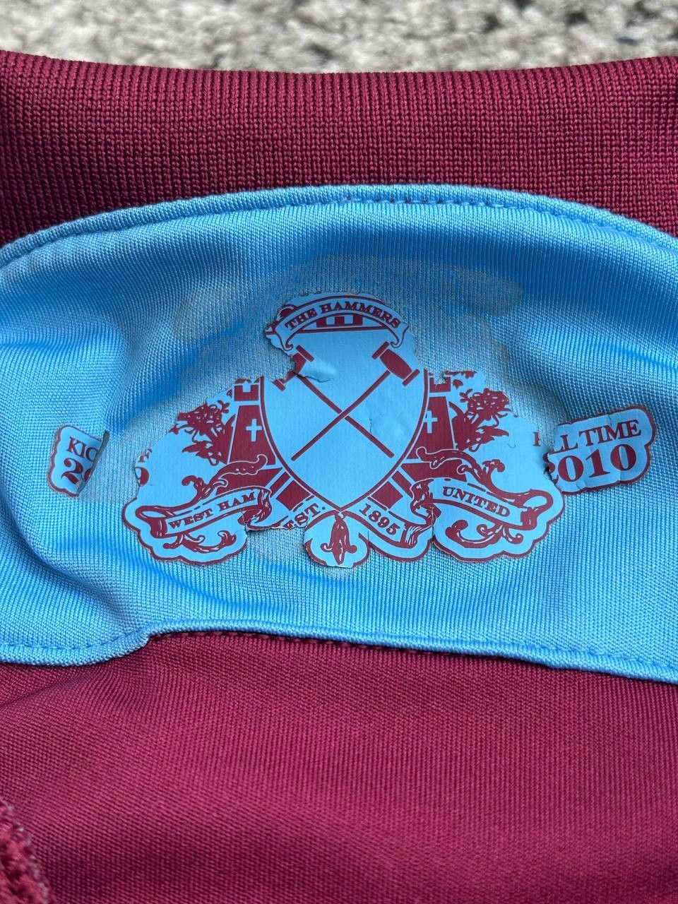 Umbro Vintage West Ham United 2009 Umbro Jersey - Tomkins #30 Size US L / EU 52-54 / 3 - 10 Thumbnail