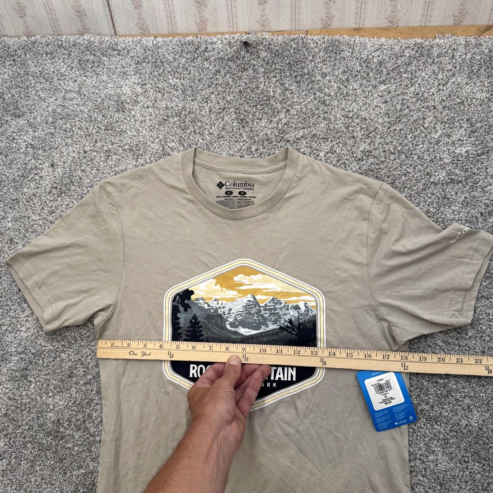 Vintage Columbia Shirt Mens Medium Graphic Print Tee Beige Rocky Mountain National Park Outdoor NWT Size US M / EU 48-50 / 2 - 3 Thumbnail