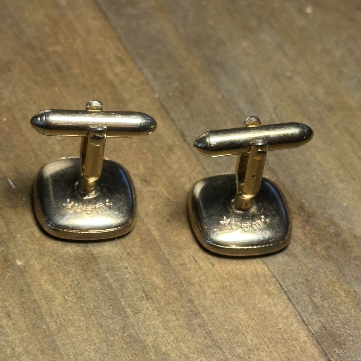 Vintage Vintage Swank gold tone mother of pearl cuff links Size ONE SIZE - 5 Thumbnail