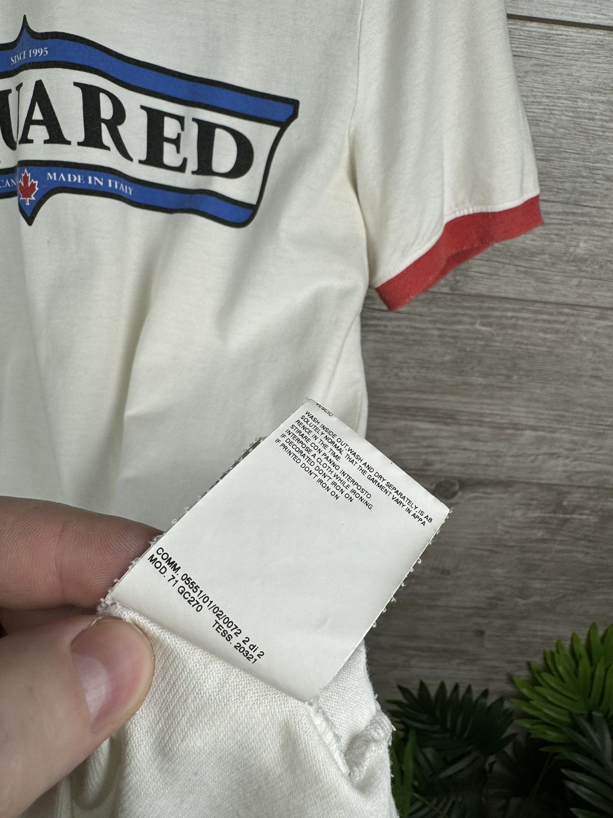 DISCOVERED Dsquared2 T-shirt Made in Italy 🇮🇹 Vintage Luxury tee size M Size US M / EU 48-50 / 2 - 6 Thumbnail