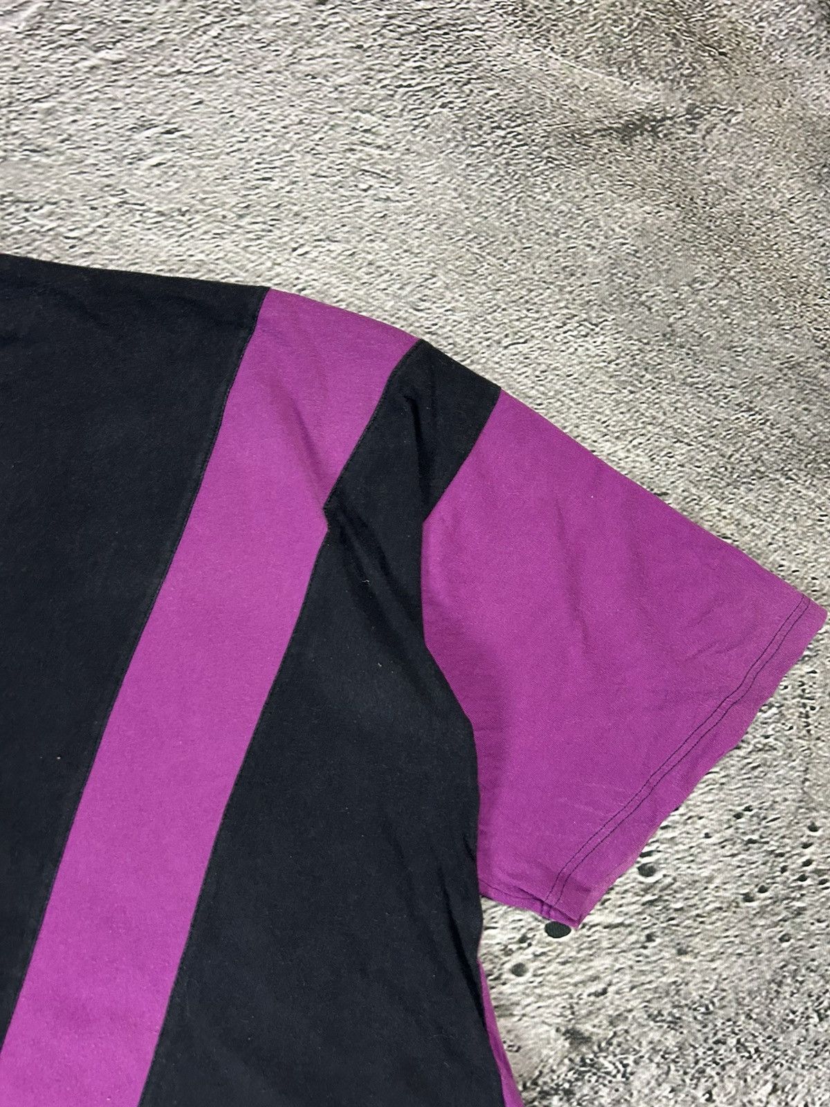 Puma Puma vintage t-shirt 90s purple black big logo Size US L / EU 52-54 / 3 - 8 Thumbnail
