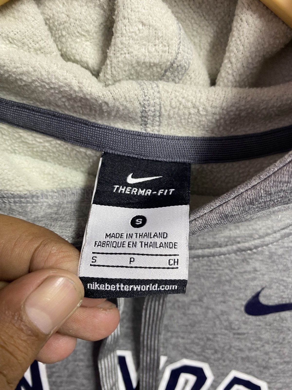 Nike Nike NY yankees hoodie Size US M / EU 48-50 / 2 - 3 Thumbnail