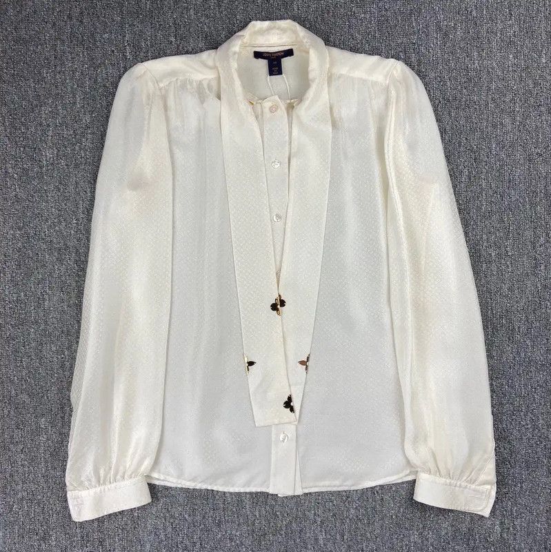 Louis Vuitton Louis Vuitton White Silk Blouse for Women 0089 Size S / US 4 / IT 40 - 1 Thumbnail