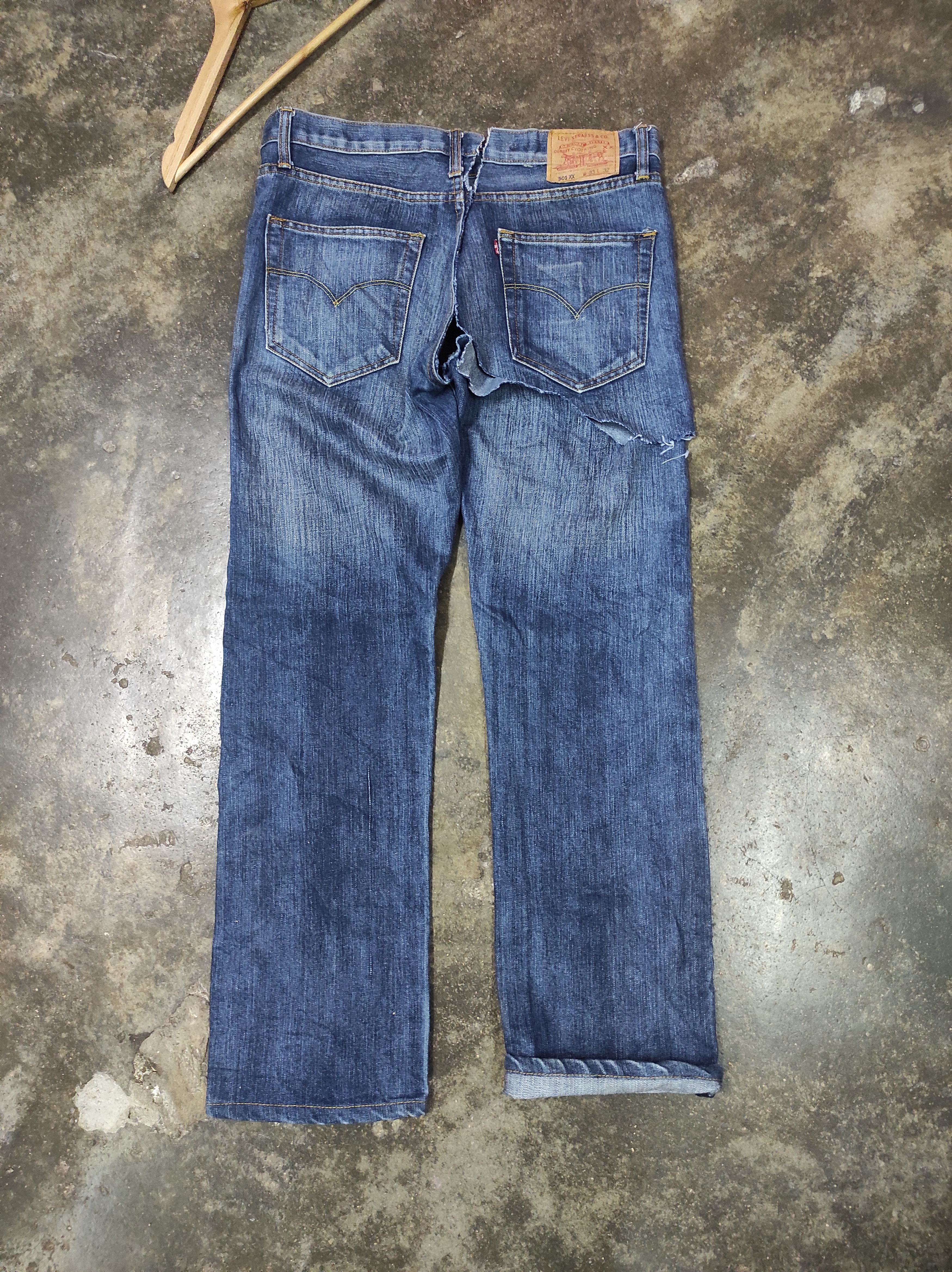 LVC × Levi's Vintage Clothing LEVIS 501XX BIG E VINTAGE DISTRESSED DENIM JEANS Size US 33 - 7 Thumbnail