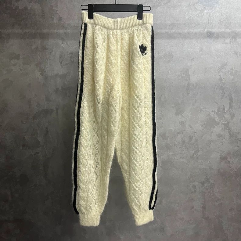 Gucci Gucci Size M Adidas' latest ivory color-blocked knitted mid Size US 30 / EU 46 - 1 Thumbnail