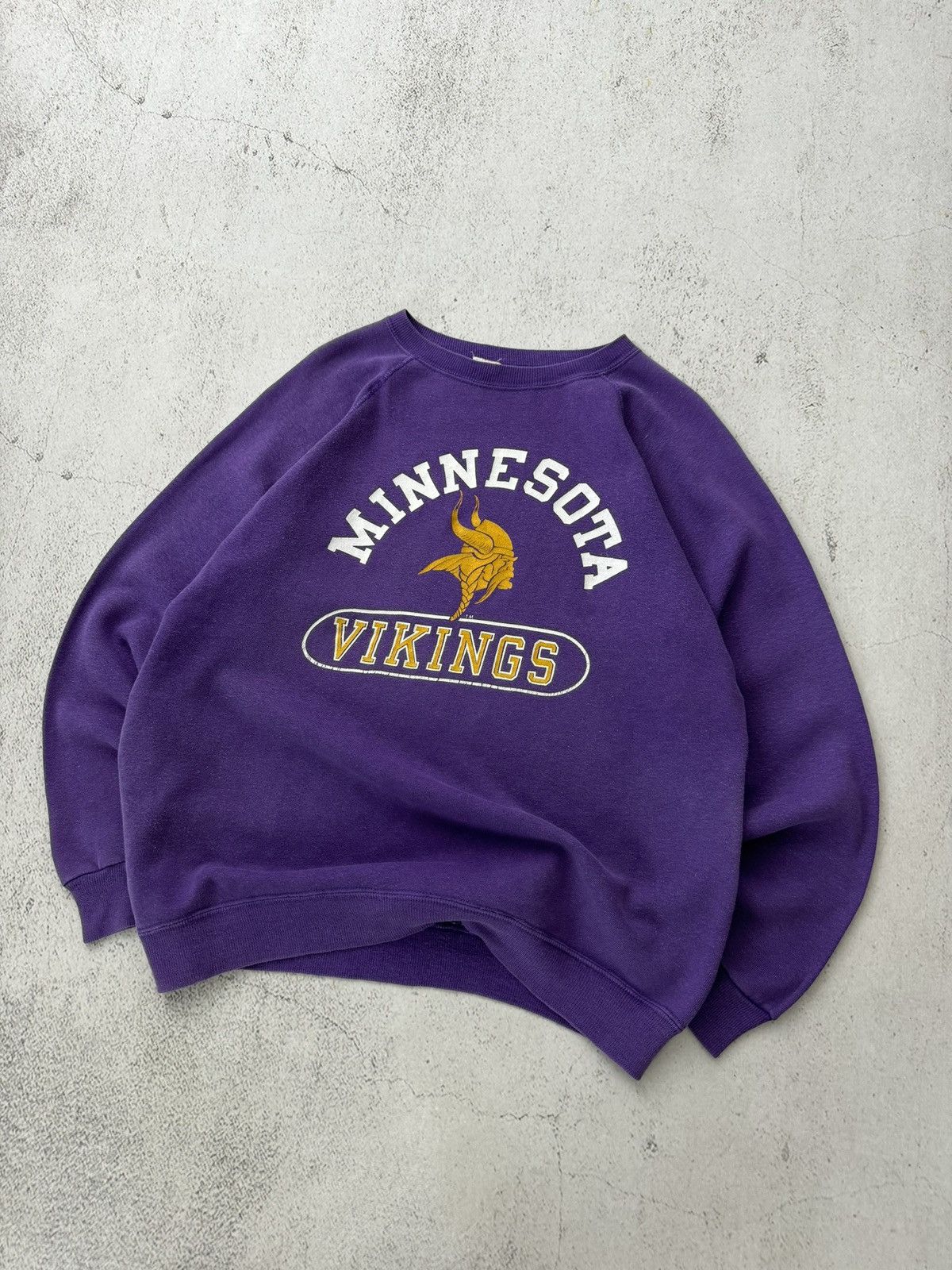 Champion × NFL × Vintage Champion Vintage Minnesota Vikings Made in USA Sweatshirt Size US M / EU 48-50 / 2 - 2 Thumbnail