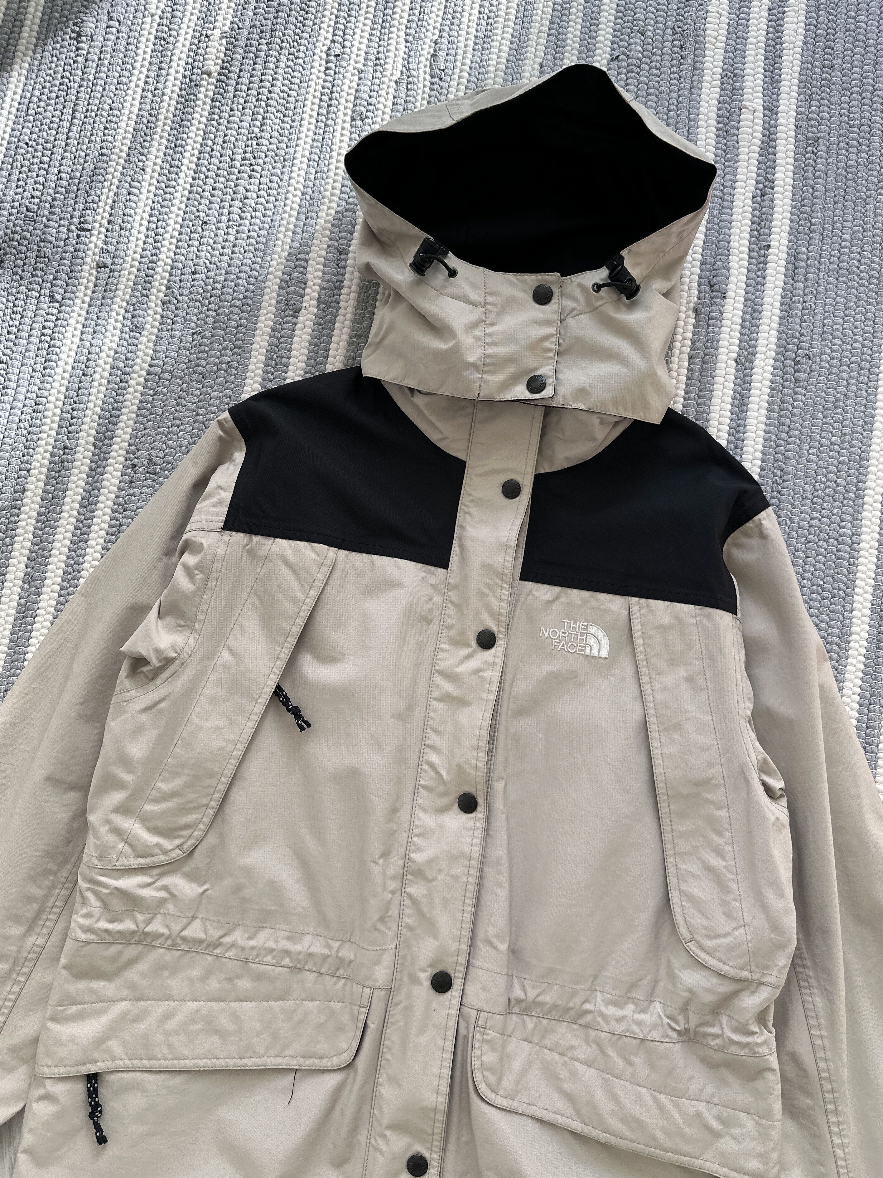 The North Face × Vintage Vintage The North Face Windbreaker Light Jacket Size M / US 6-8 / IT 42-44 - 3 Thumbnail