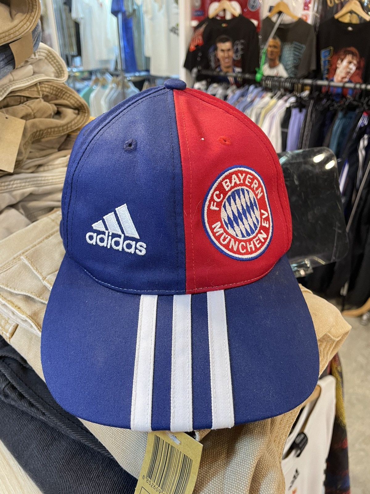 Adidas Y2K Bayern Munchen Size ONE SIZE - 2 Thumbnail