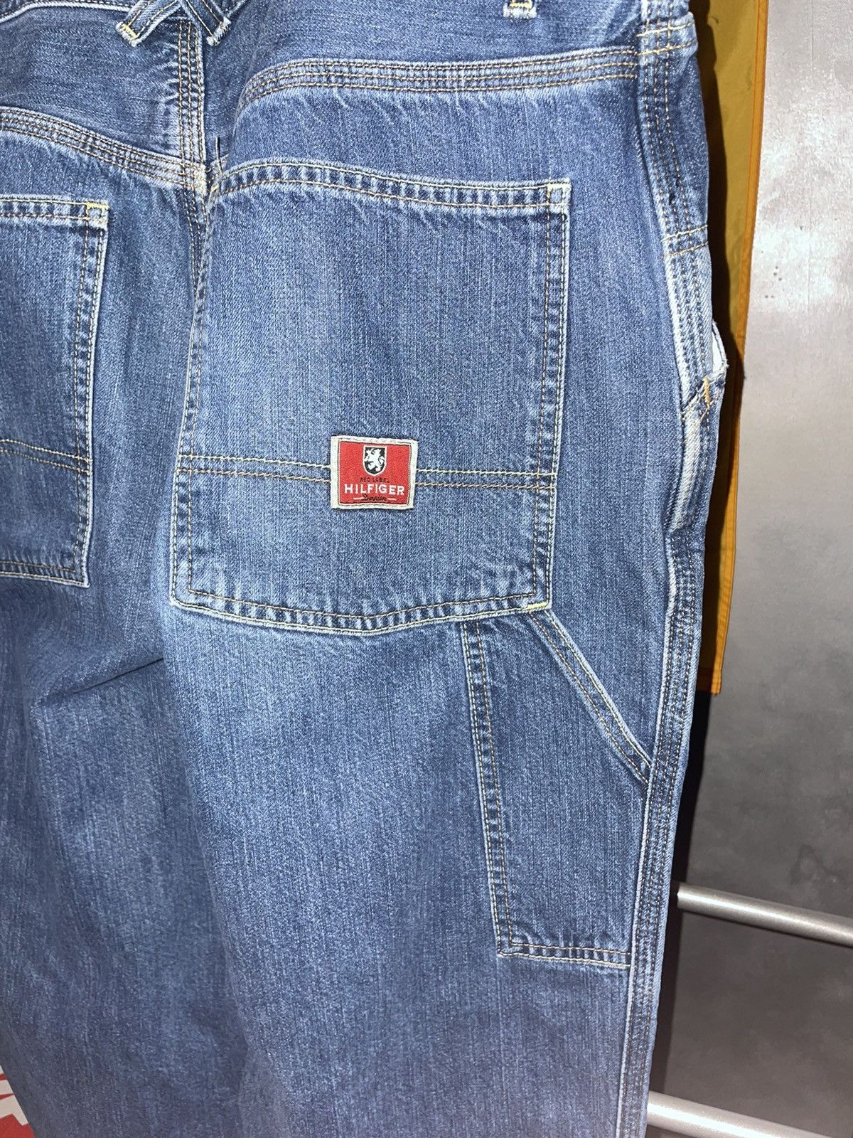 Tommy Hilfiger Tommy Hilfiger Jeans Mens Size 33 Y2k Vintage Carpenter Size US 33 - 5 Thumbnail