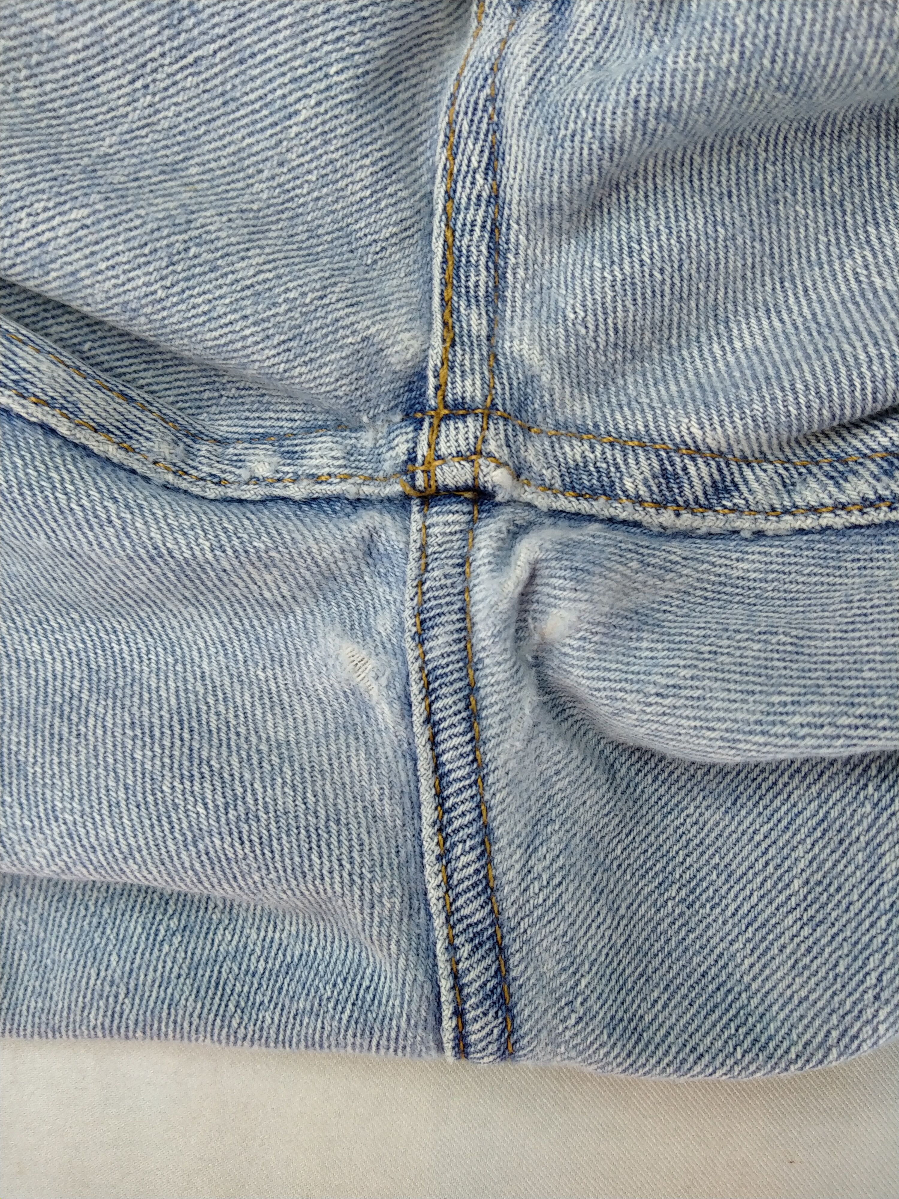 Japanese Brand Light Wash Vintage Levi's 505 35 x 31.5 Denim -JN349 Size US 34 / EU 50 - 12 Thumbnail