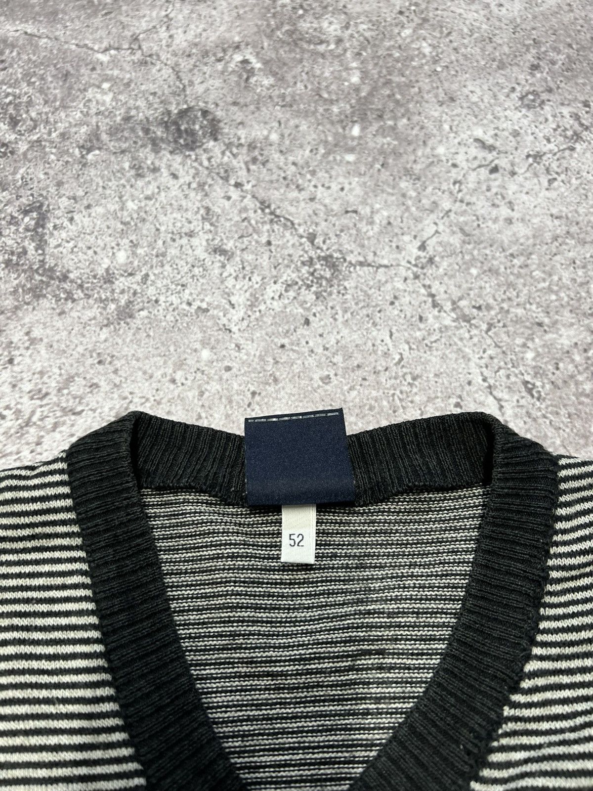 Dolce & Gabbana Dolce & Gabbana Striped Sweater Vest Wool Y2K Size L-M 52 Size US L / EU 52-54 / 3 - 10 Thumbnail