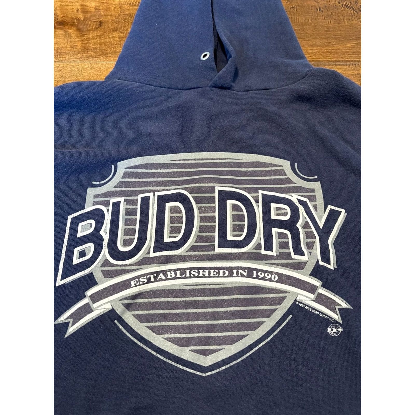 Jerzees VINTAGE 1993 Bud Dry Anheuser Busch Beer Navy Hoodie Sweatshirt - Men's XLarge Size US XL / EU 56 / 4 - 2 Thumbnail