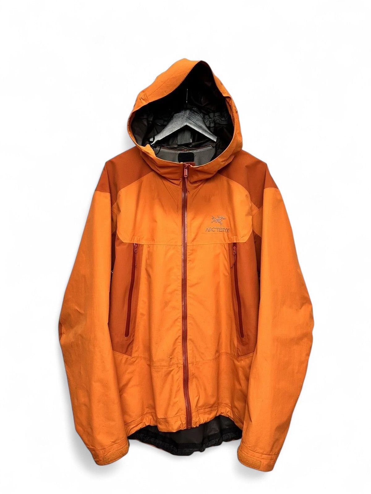 Goretex Arcteryx orange tech jacket outdoor windproof hiking style Size US XL / EU 56 / 4 - 1 Thumbnail