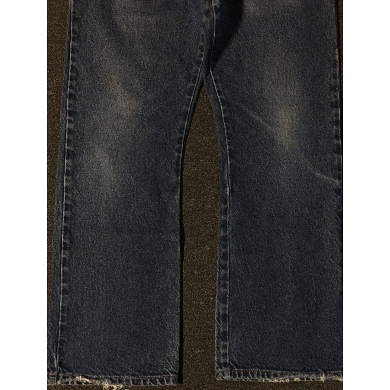 Levi's VINTAGE Levi's 517 Jeans Bootcut Men 34 Blue Denim Distressed 90s Rock Grunge Punk Cowboy Biker Western 30 In Inseam USA USA Size US 34 / EU 50 - 6 Thumbnail