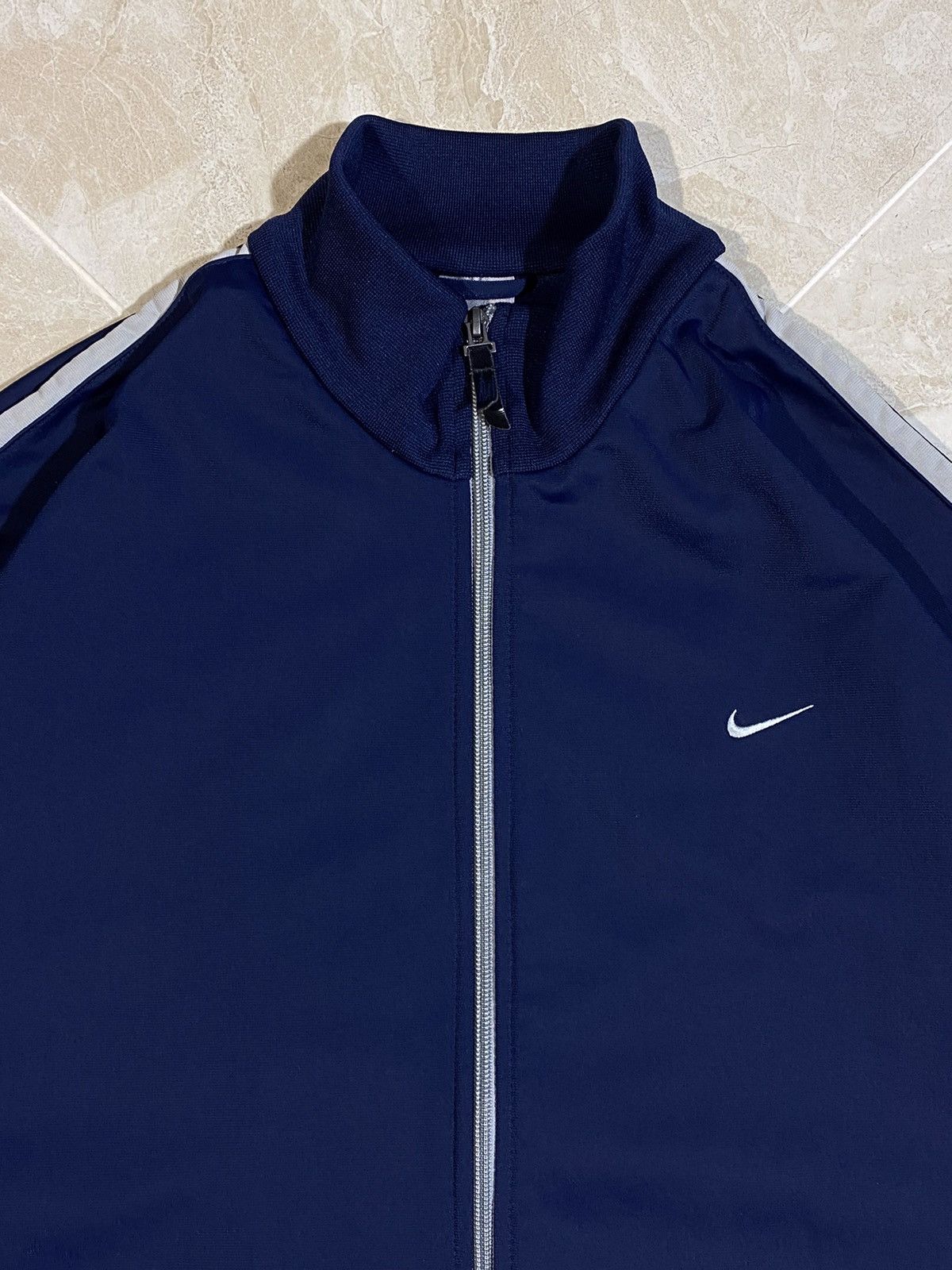 Vintage Vintage 2000s Nike y2k hype streetwear full zip sweatshirt Size US XL / EU 56 / 4 - 4 Thumbnail