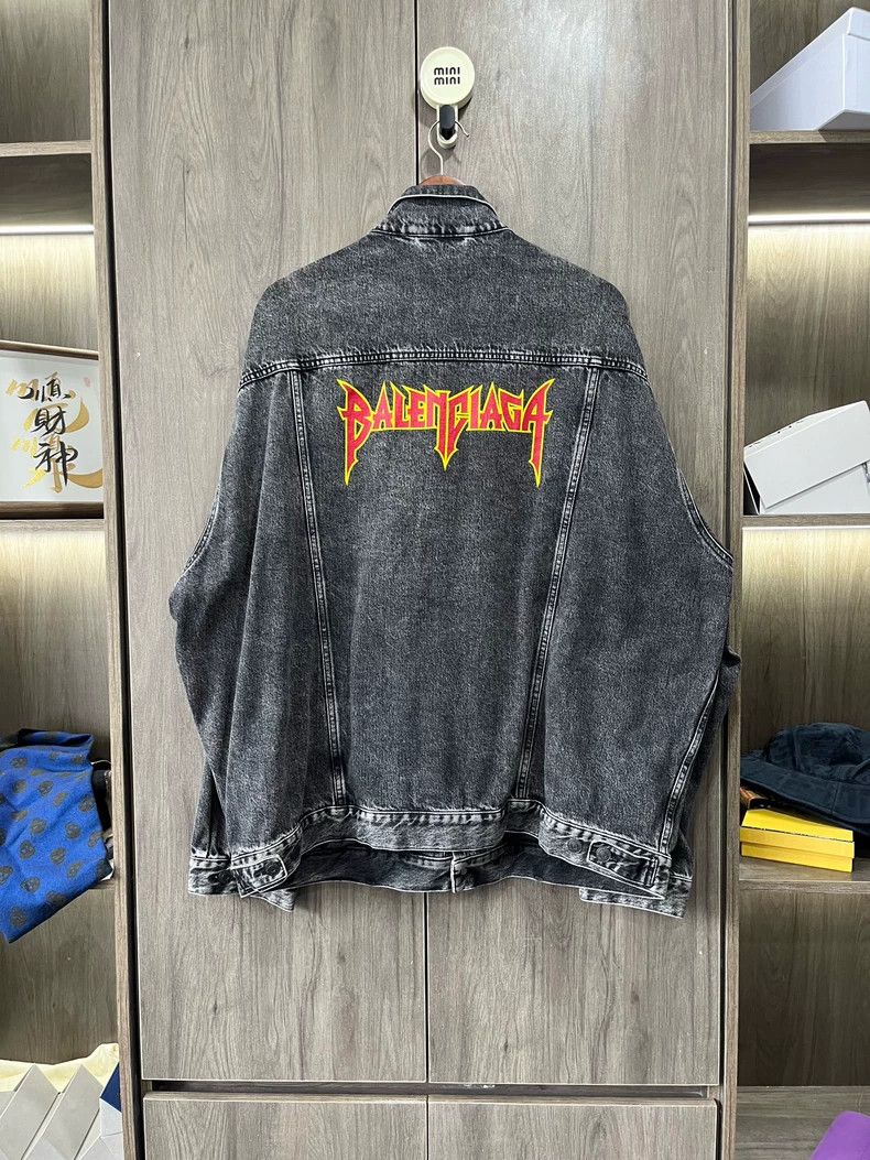 Balenciaga Balenciaga Logo Printed Collar Single Breasted Long Sleeve Size US M / EU 48-50 / 2 - 3 Thumbnail