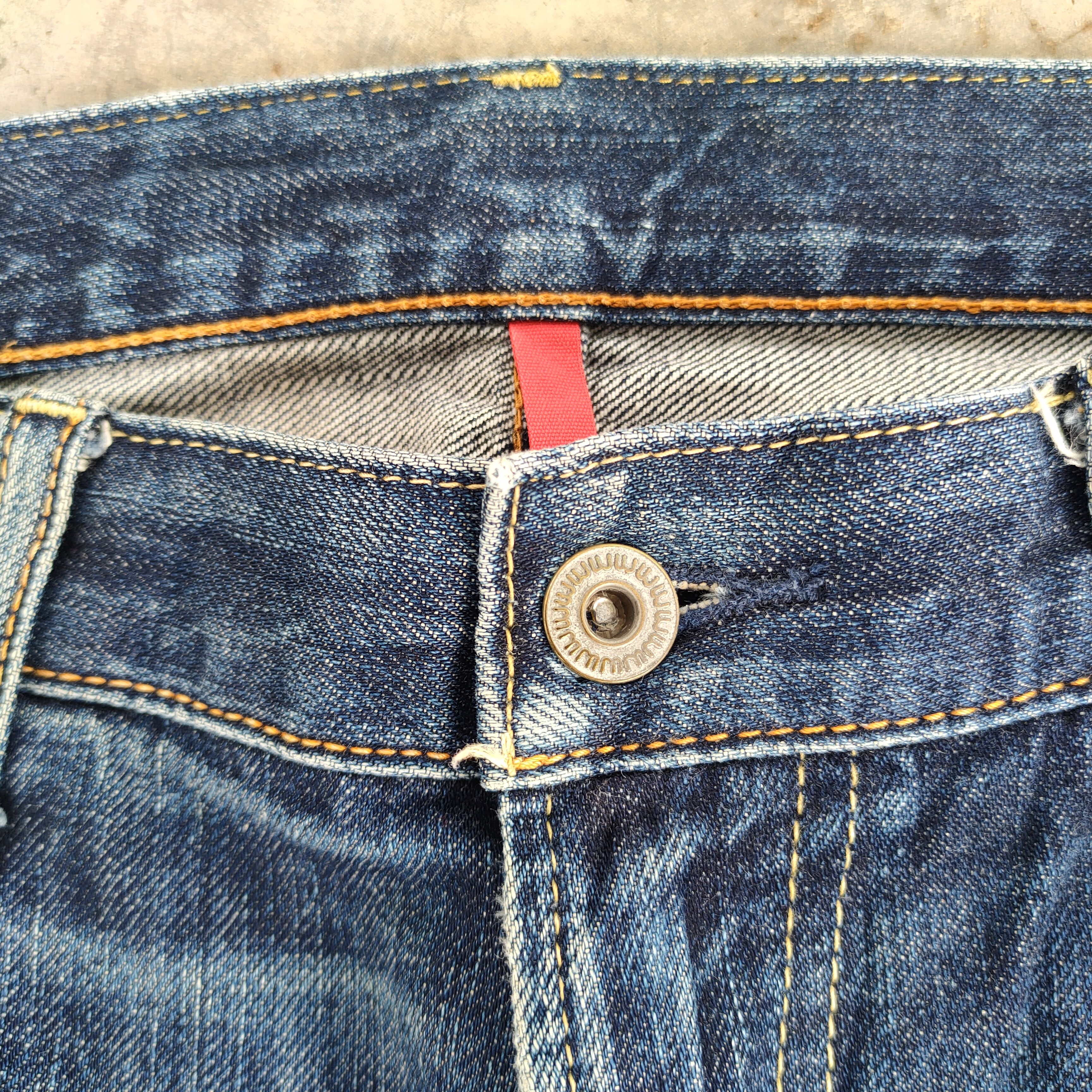 Japanese Brand Vintage japanese faded distressed jeans denim pants Size US 34 / EU 50 - 7 Thumbnail