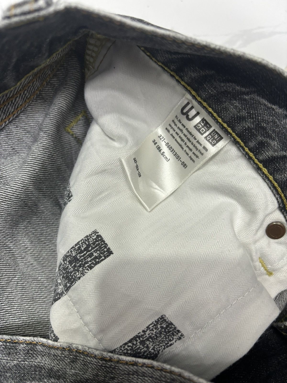 Undercover × Uniqlo VINTAGE S002 BLACK FADED DISTRESS BAGGY JEANS Size US 34 / EU 50 - 12 Thumbnail