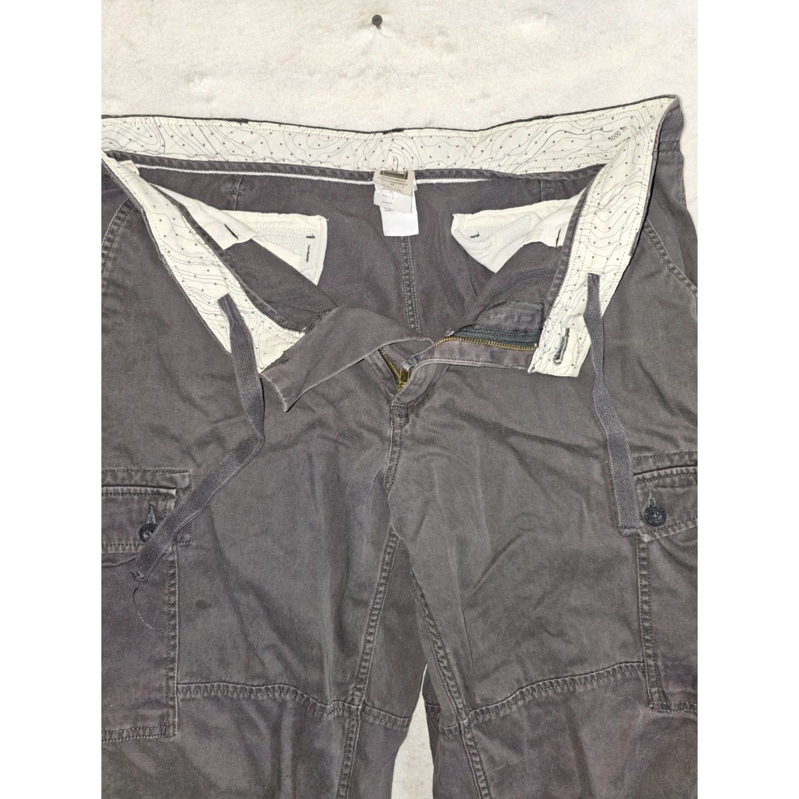 The North Face The North Face Classic Carrgo Pants W/ Draw Stings Outdoors Mens Size 36x30 Gray Size US 36 / EU 52 - 5 Thumbnail