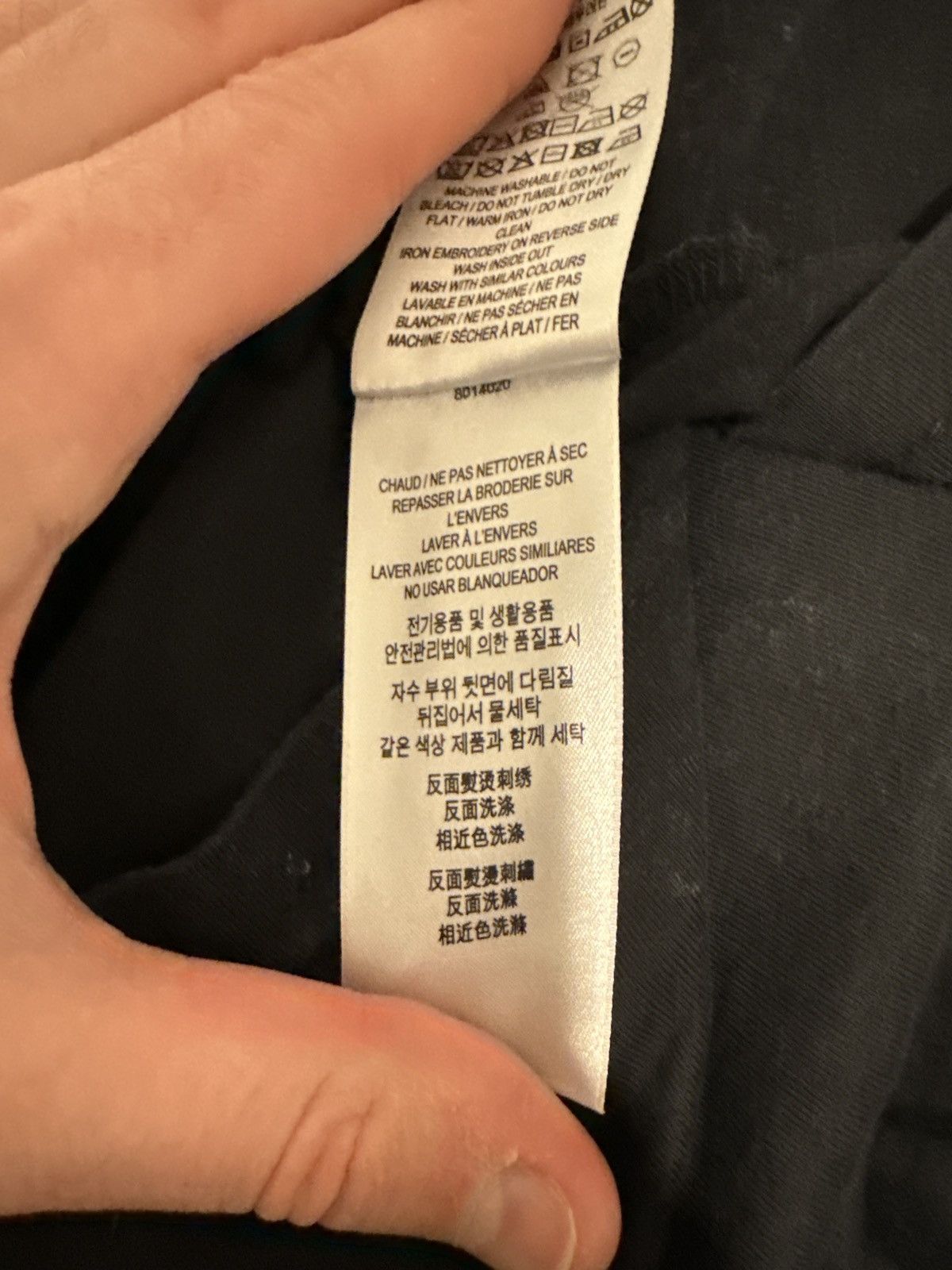 Burberry Burberry Logo TB Motif T-Shirt Size US XL / EU 56 / 4 - 7 Thumbnail