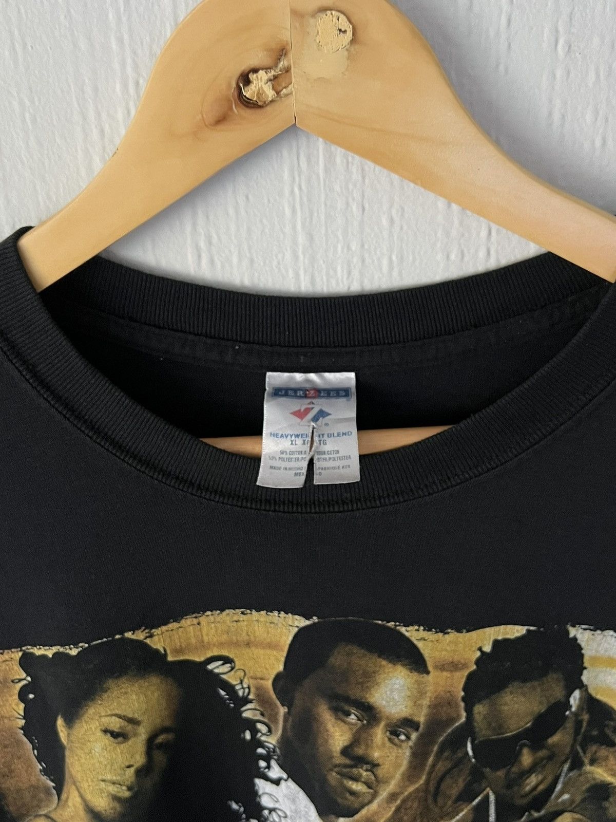 Kanye West 08 Summer Jam KanyeWest Rihana LilWayne Public Enemy Rap tee Size US XL / EU 56 / 4 - 4 Thumbnail