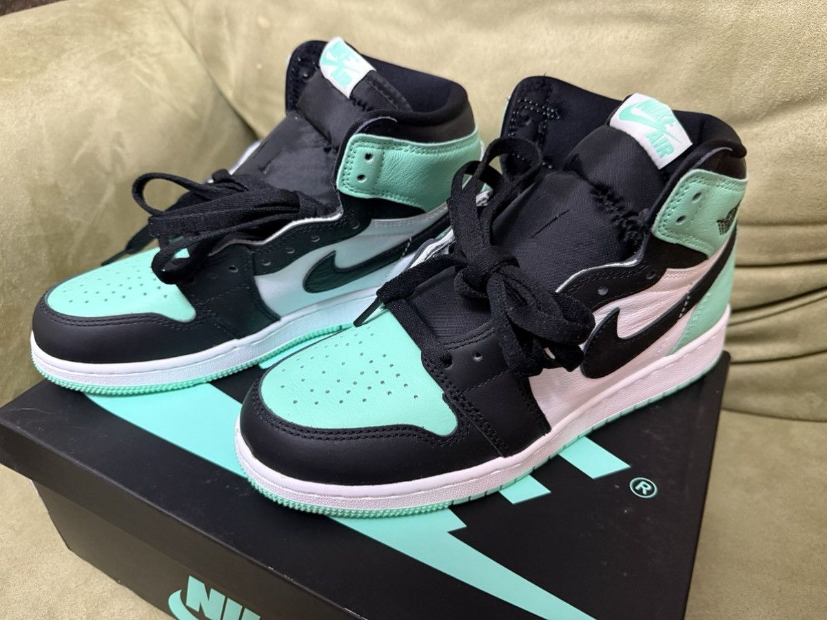 Jordan Brand Nike Jordan 1 “Green Glow” Hi, New in Box Xtra Laces 6.5y 8w Size US 6.5 / EU 39-40 - 6 Thumbnail