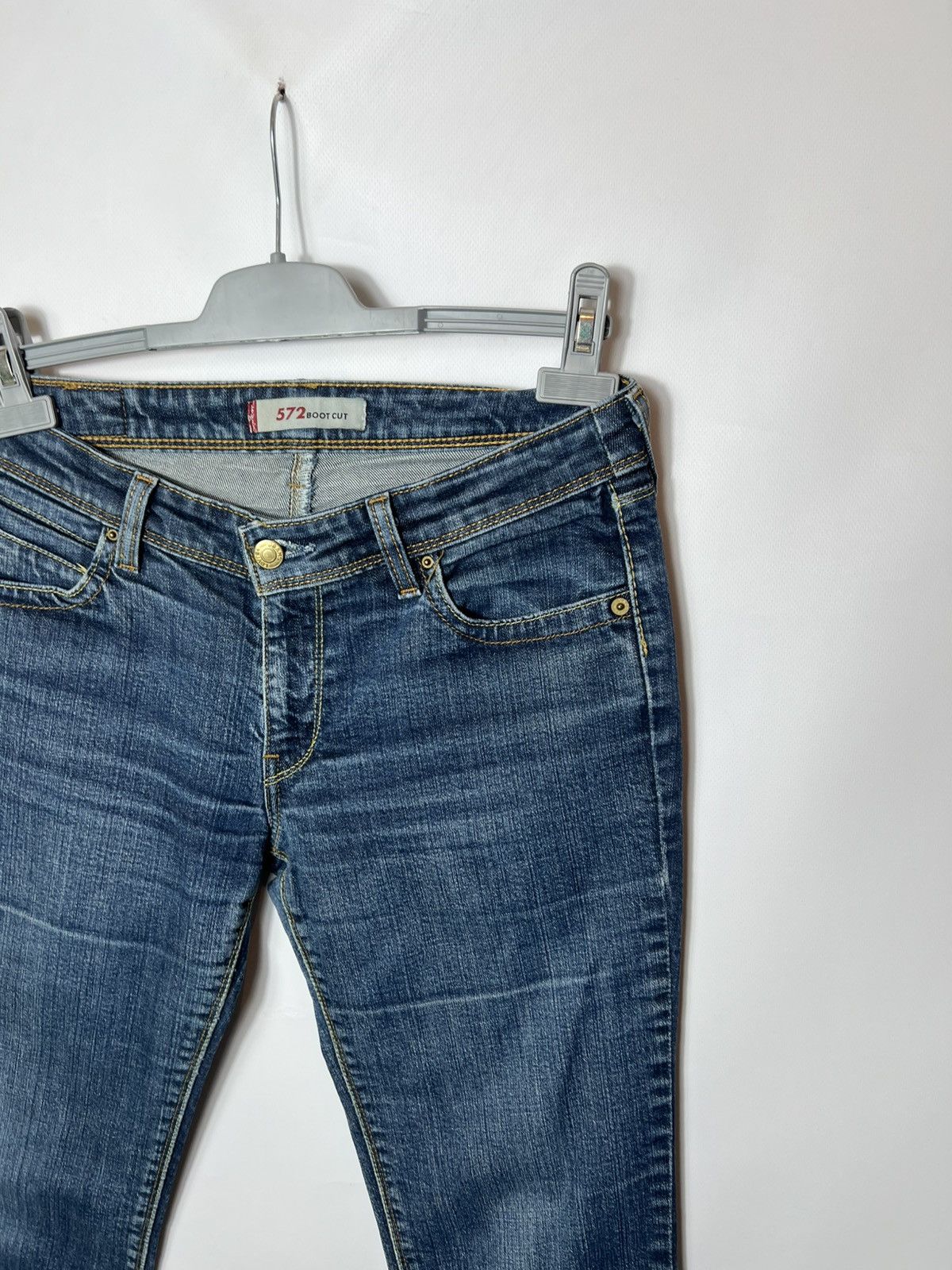 Levi's Vintage 00s y2k Levi’s 572 Boot Cut Womens Jeans Sz 32/32 Size 32" / US 10 / IT 46 - 4 Thumbnail