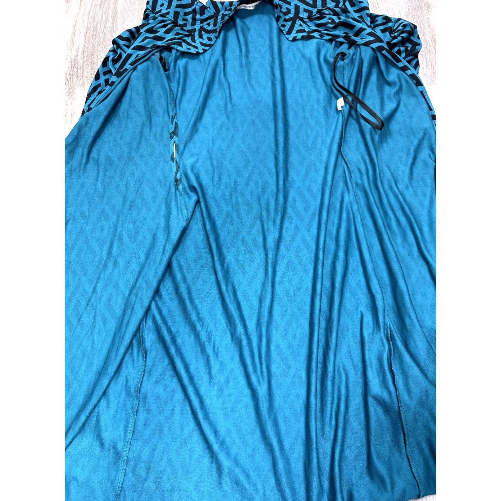 Diane von Furstenberg Diane von Furstenberg Blue Geometric Wrap Dress Silk Tie Waist Stretch Sz S Size S / US 4 / IT 40 - 5 Thumbnail