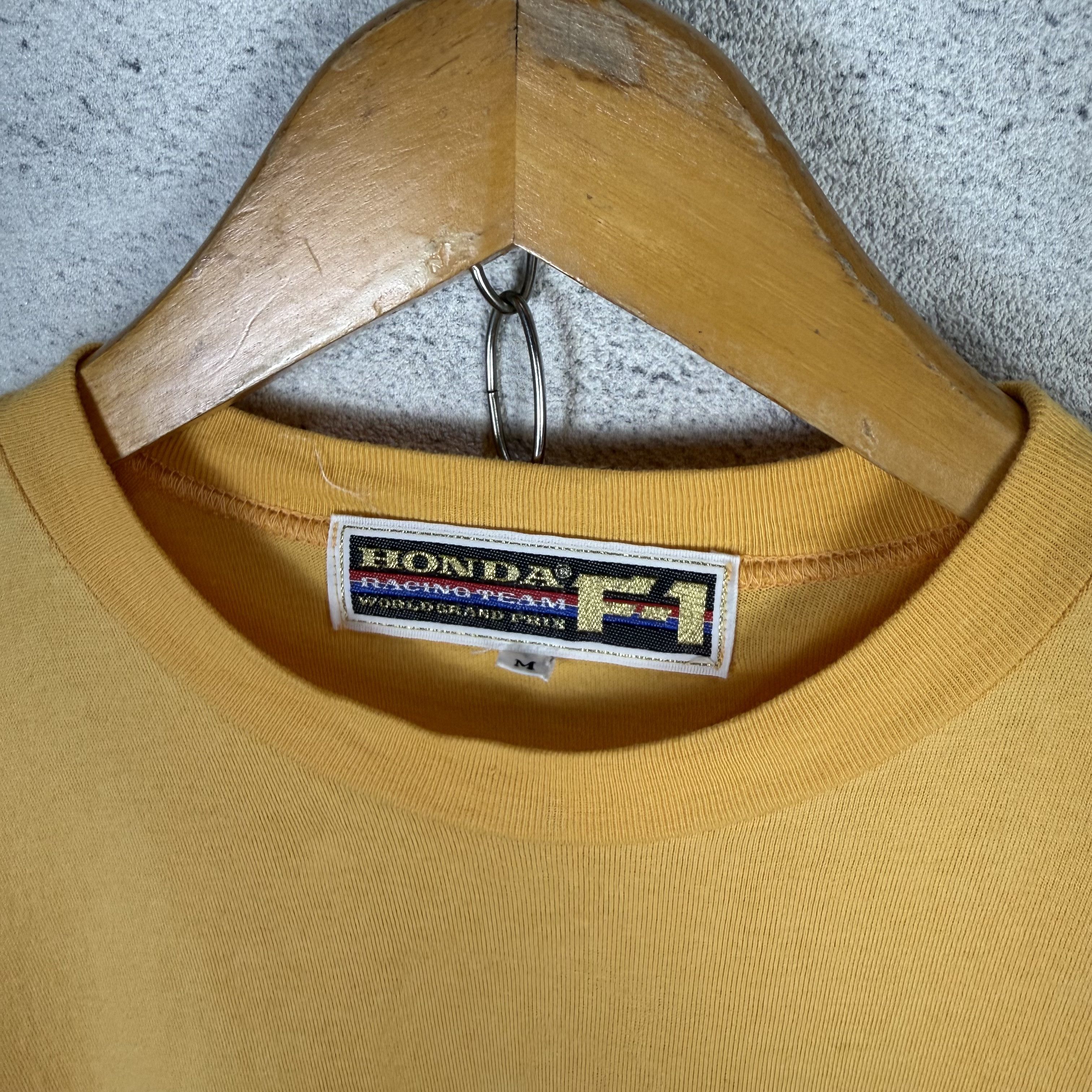 Vintage Honda F1 Grand Prix Racing Team Tshirt