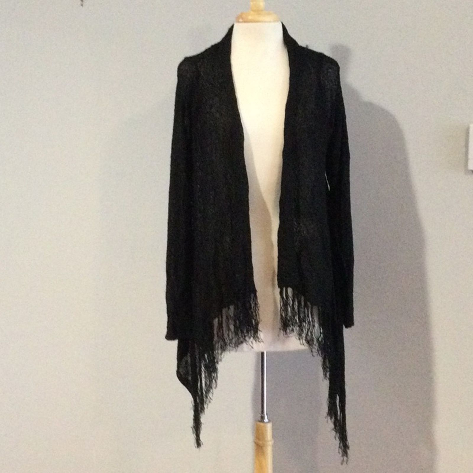 Chicos Chico's Black Fringe L/S 100% Rayon Open Cardigan M/L Size L / US 10 / IT 46 - 1 Thumbnail