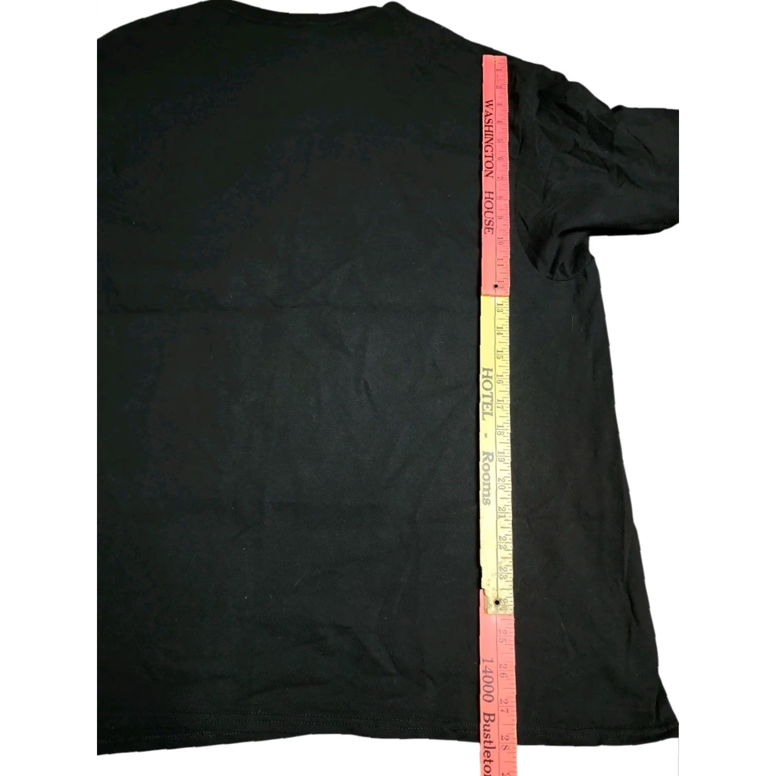 Vintage VINTAGE Wolf Howl At The Moon Nature Hippie T Shirt Mens 3XL Black Cotton Logo 2000s Mens Size US XXL / EU 58 / 5 - 3 Thumbnail