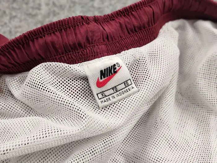 Nike Vintage 90's Nike Shorts Big Logo swoosh casual Streetwear Size US 34 / EU 50 - 8 Thumbnail