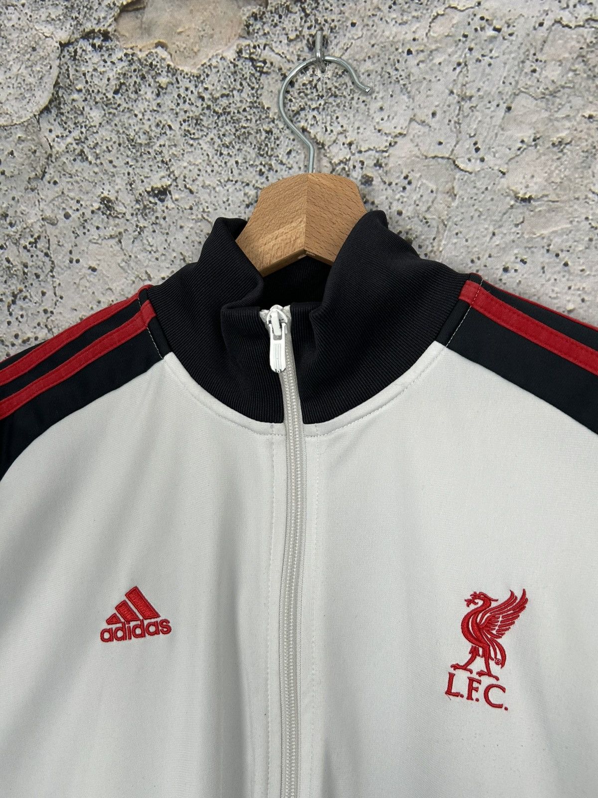 Adidas Liverpool FC Adidas Sweatshirt Zip Sport Football Soccer Size US M / EU 48-50 / 2 - 3 Thumbnail