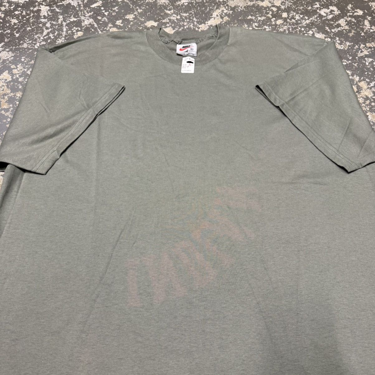 Nike Vintage Nike Green Blank No Swoosh 90s Tshirt USA Size US XL / EU 56 / 4 - 5 Thumbnail