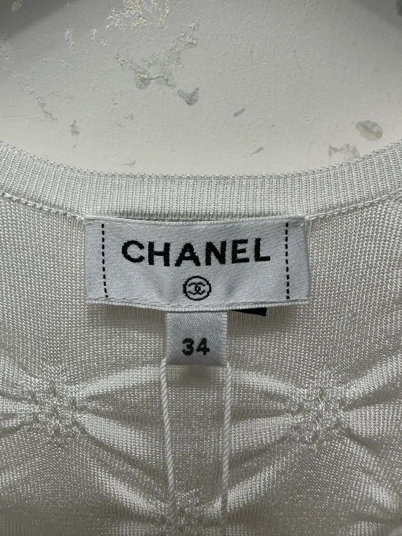 Chanel Chanel 24 Spring and Summer Preview Series White Diamond R Size XXS / US 00 / IT 34 - 3 Thumbnail
