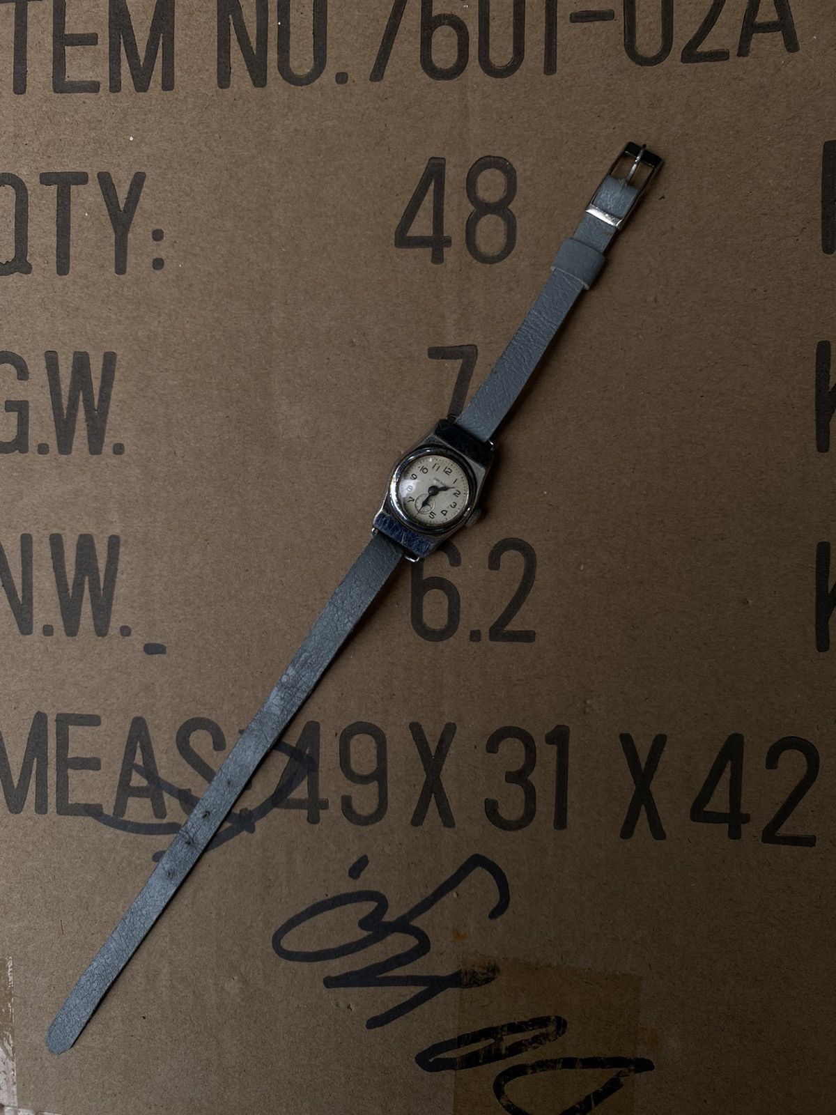 Jewelry × Vintage Zvezda Vintage Mechanical Watch, Fully Working Size ONE SIZE - 6 Thumbnail