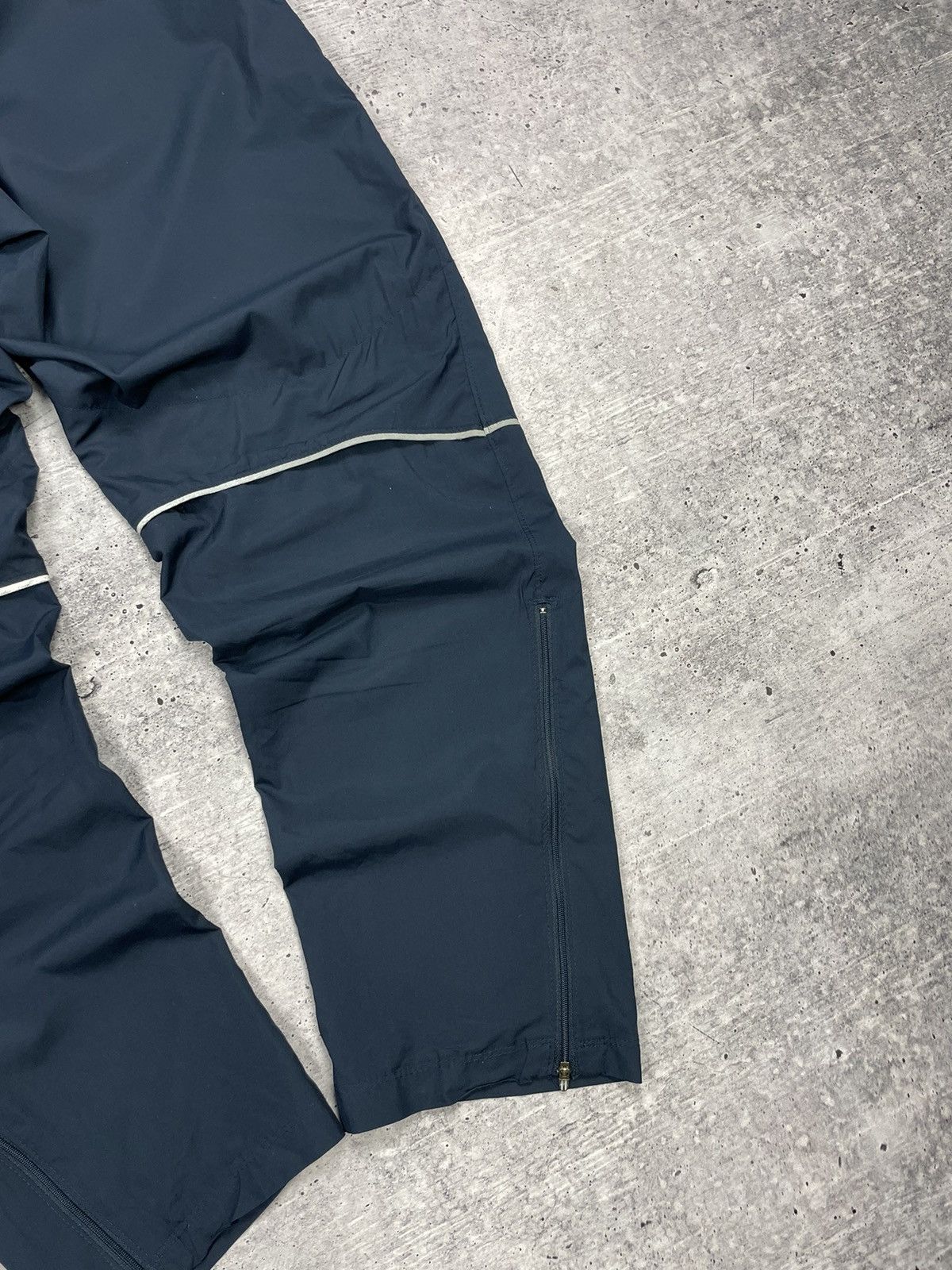 Nike × Vintage Vintage Nike Y2K Style Blue Drill Nylon Reflective Pants Size US 34 / EU 50 - 17 Thumbnail