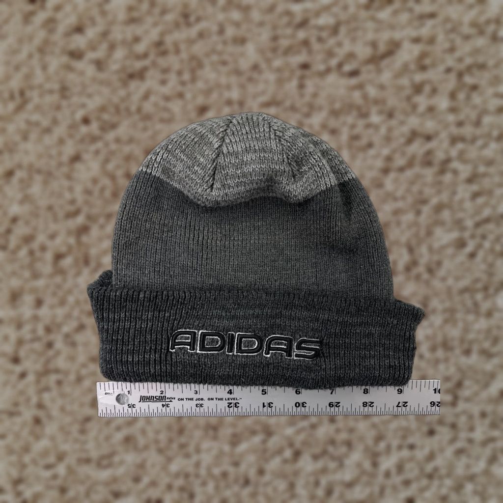 Adidas ADIDAS Beanie Adult One Size Gray Knit 100% Acrylic Winter Ski Logo Hat Mens Size ONE SIZE - 1 Thumbnail