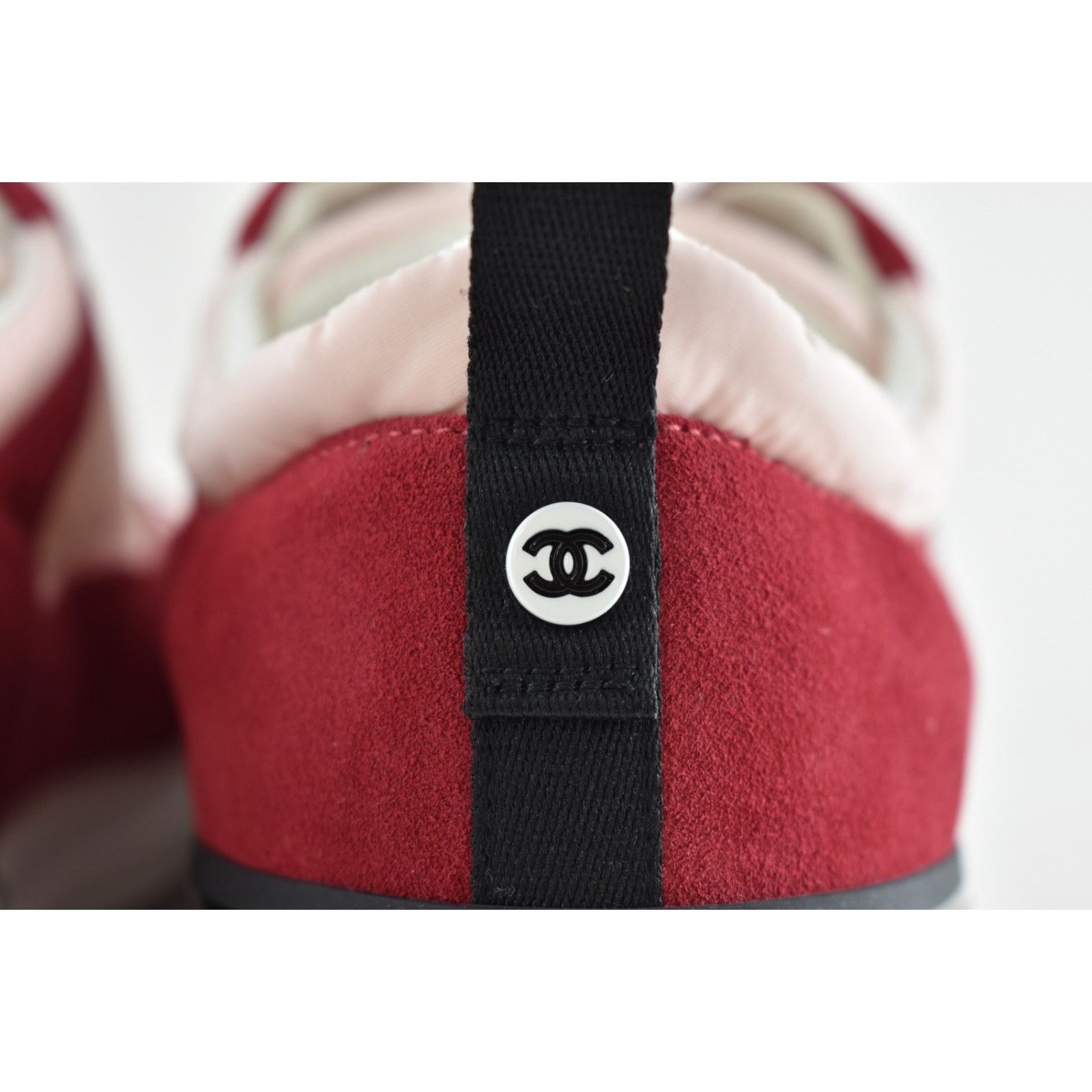 Chanel Chanel 21P Mens Pink Black White CC Logo Low Top Lace Up Size US 11 / EU 44 - 13 Thumbnail