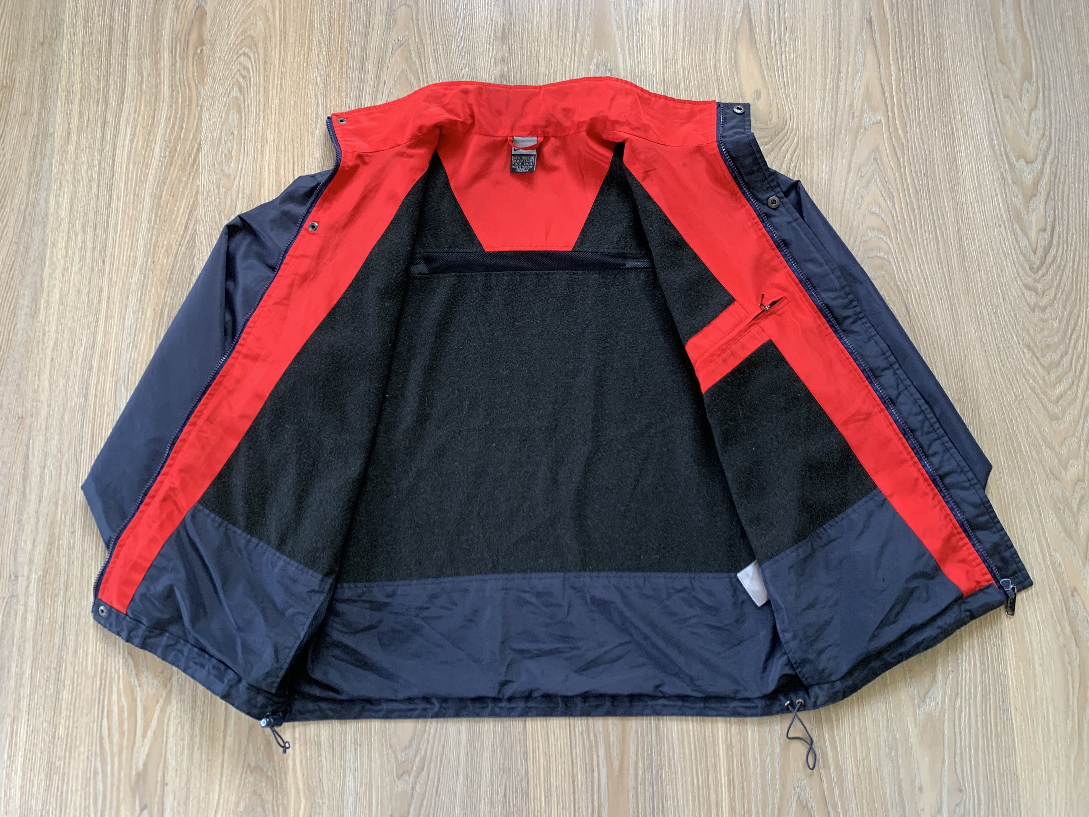 Nike × Vintage Vintage Nike FC Barcelona Light Jacket Size US M / EU 48-50 / 2 - 4 Thumbnail