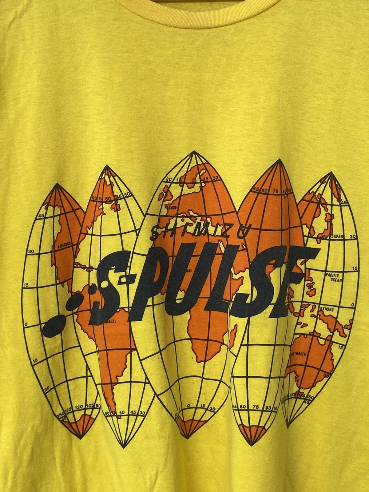 Vintage Vintage 90s Shimizu S Pulse League Japan Club Football Tees Size US L / EU 52-54 / 3 - 2 Thumbnail