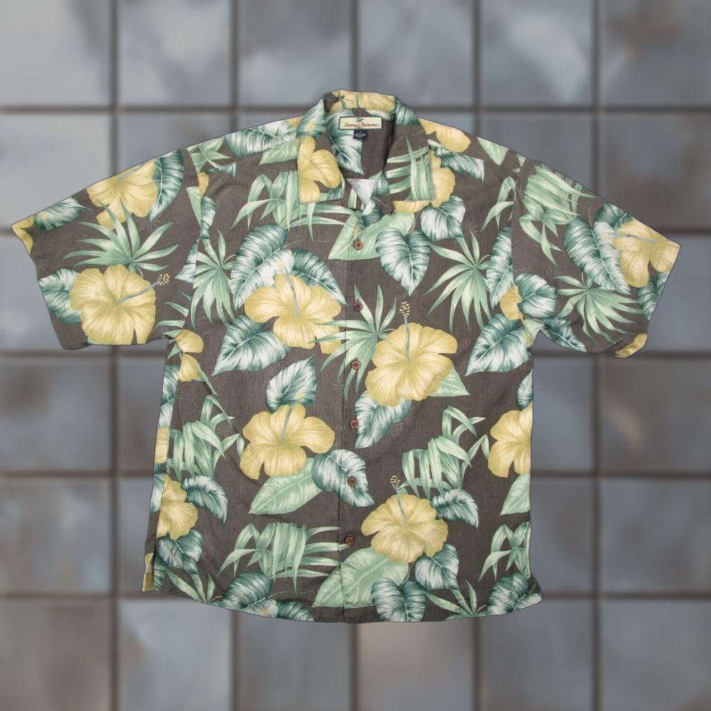 Tommy Bahama Tommy Bahama Shirt Mens Medium Green Hibiscus Camp Button Up Silk Hawaiian Tiki Size US M / EU 48-50 / 2 - 1 Thumbnail
