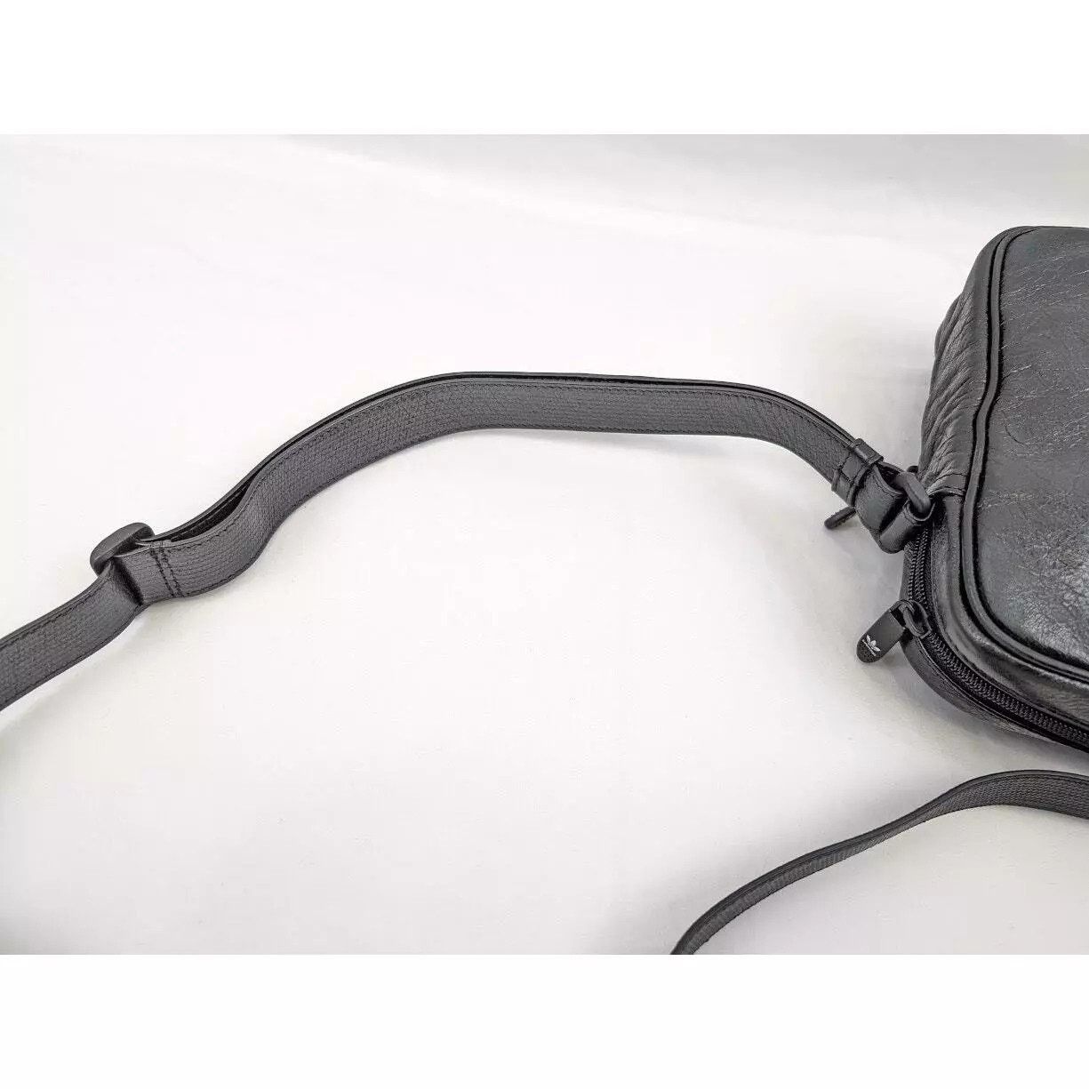 Adidas × Balenciaga o1rshd1 Size:OS / Messenger Crossbody Bag in Black/White Size ONE SIZE - 14 Thumbnail