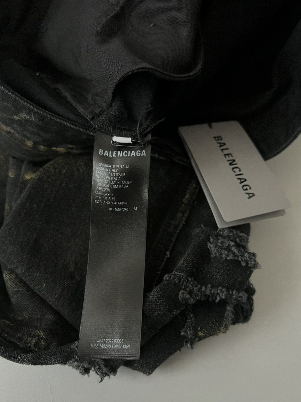Balenciaga Balenciaga Mud Super Destroyed Baggy Jeans Size US 34 / EU 50 - 11 Thumbnail